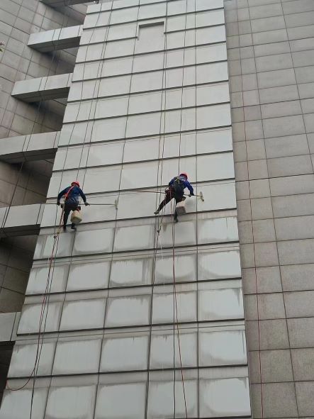 广安高空外墙清洗